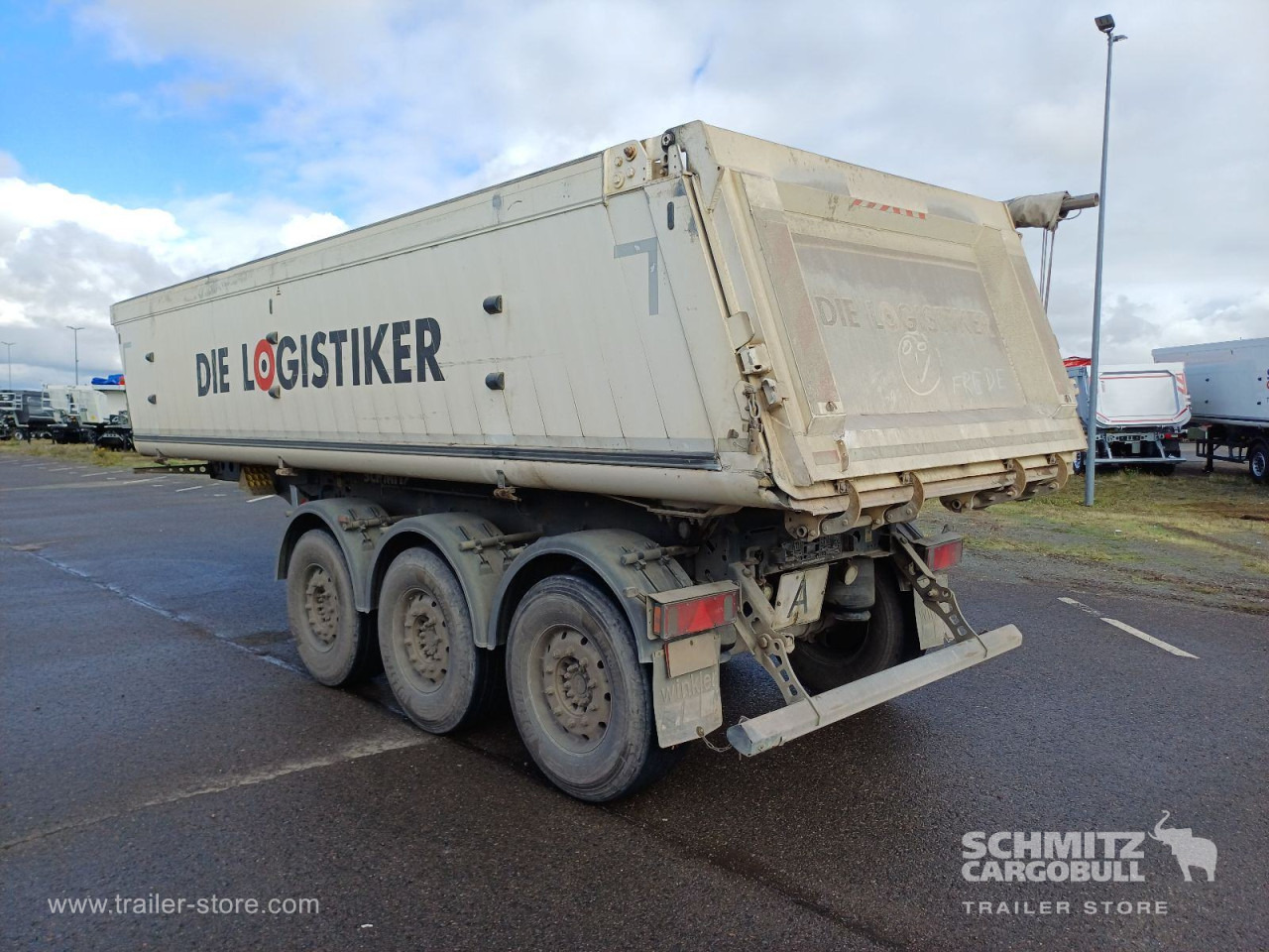 SCHMITZ Auflieger Kipper Alukastenmulde 24m³ - Самоскид напівпричіп: фото 4 SCHMITZ Auflieger Kipper Alukastenmulde 24m³ - Самоскид напівпричіп: фото 4