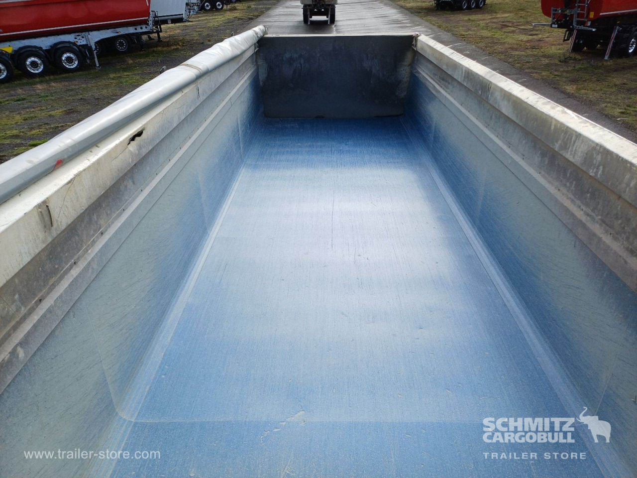 SCHMITZ Auflieger Kipper Alukastenmulde 24m³ - Самоскид напівпричіп: фото 5 SCHMITZ Auflieger Kipper Alukastenmulde 24m³ - Самоскид напівпричіп: фото 5