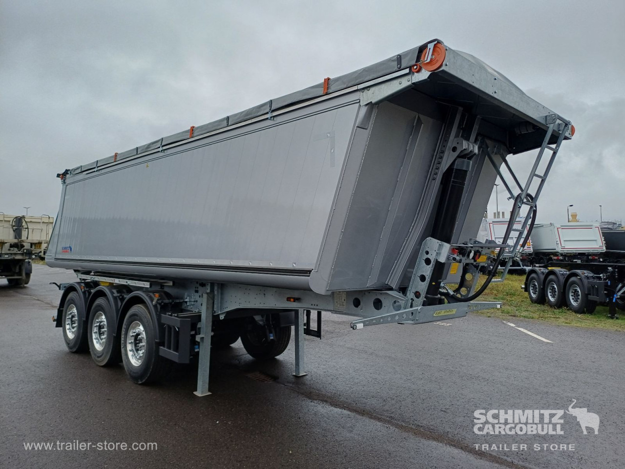 SCHMITZ Auflieger Kipper Alukastenmulde 29m³ - Самоскид напівпричіп: фото 1 SCHMITZ Auflieger Kipper Alukastenmulde 29m³ - Самоскид напівпричіп: фото 1