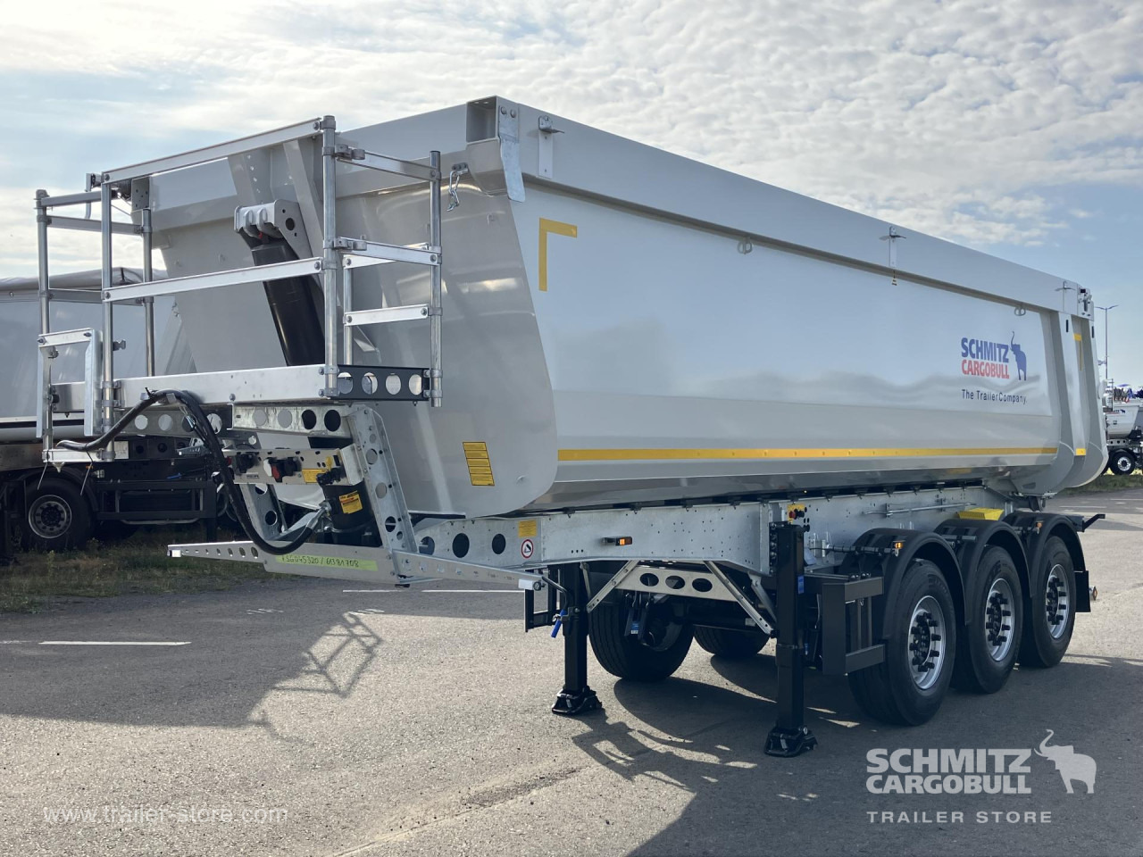 SCHMITZ Auflieger Kipper Stahlrundmulde 29m³ - Самоскид напівпричіп: фото 5 SCHMITZ Auflieger Kipper Stahlrundmulde 29m³ - Самоскид напівпричіп: фото 5