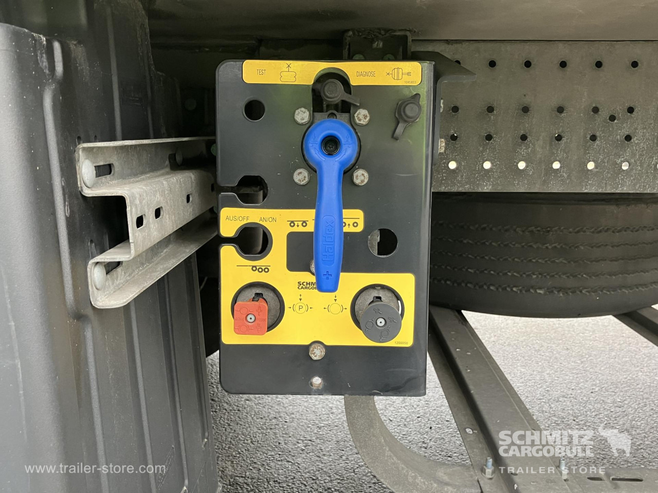 SCHMITZ Auflieger Tiefkühler Standard Double deck - Ізотермічний напівпричіп: фото 3 SCHMITZ Auflieger Tiefkühler Standard Double deck - Ізотермічний напівпричіп: фото 3