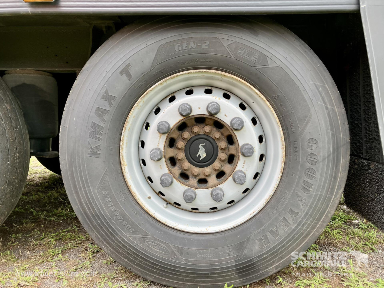 SCHMITZ Auflieger Tiefkühler Standard Double deck - Ізотермічний напівпричіп: фото 3 SCHMITZ Auflieger Tiefkühler Standard Double deck - Ізотермічний напівпричіп: фото 3
