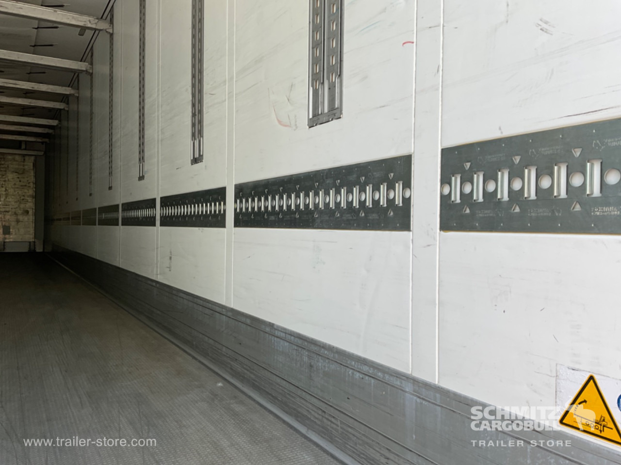 SCHMITZ Reefer Standard Double deck - Ізотермічний напівпричіп: фото 3 SCHMITZ Reefer Standard Double deck - Ізотермічний напівпричіп: фото 3