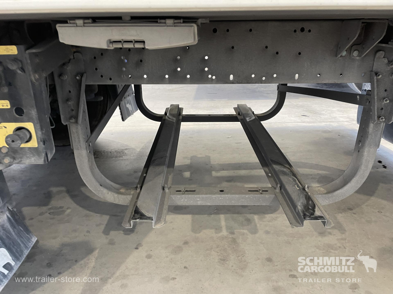 SCHMITZ Semiremolque Frigo Standard - Ізотермічний напівпричіп: фото 2 SCHMITZ Semiremolque Frigo Standard - Ізотермічний напівпричіп: фото 2