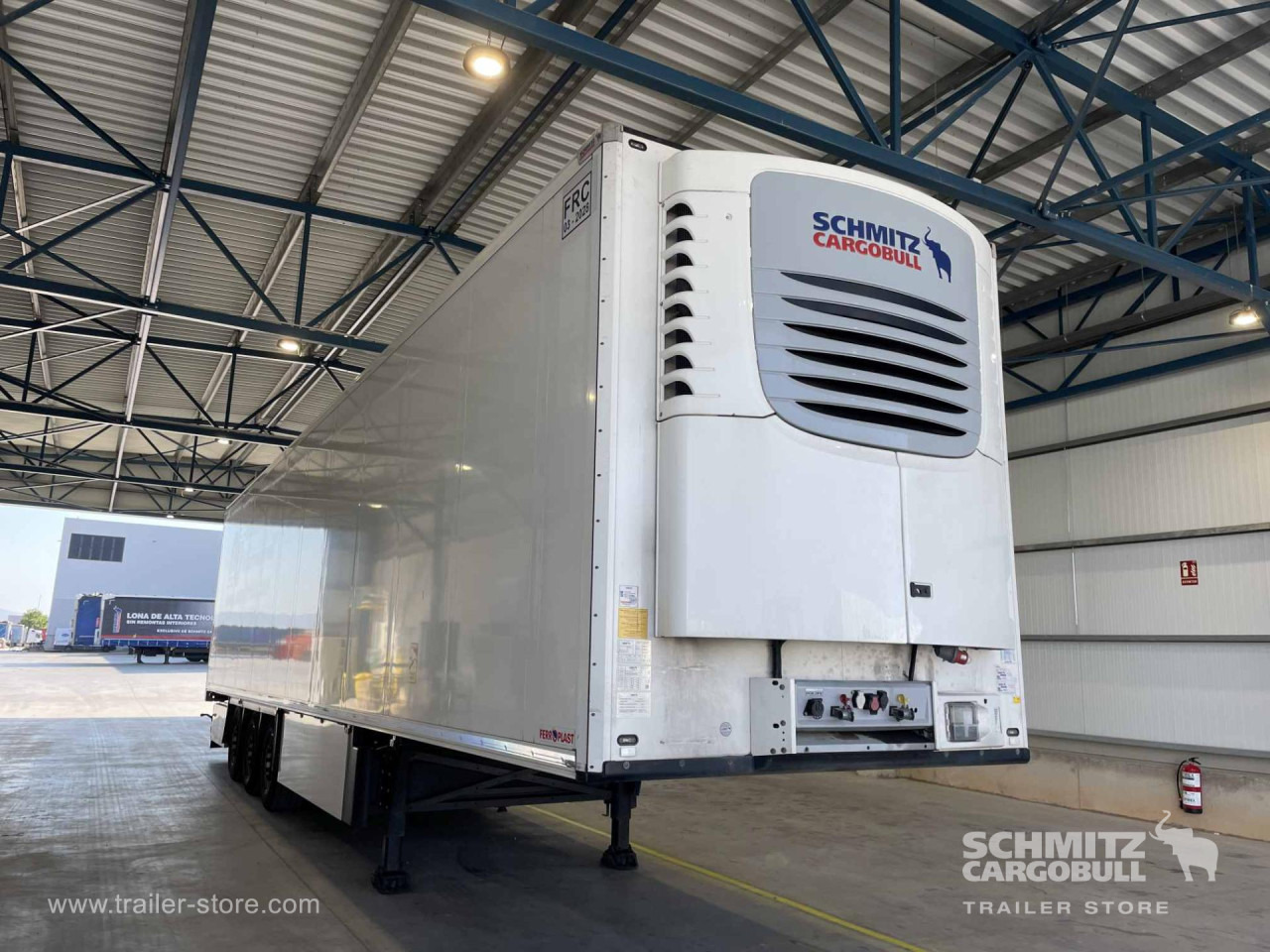 SCHMITZ Semiremolque Frigo Standard - Ізотермічний напівпричіп: фото 3 SCHMITZ Semiremolque Frigo Standard - Ізотермічний напівпричіп: фото 3