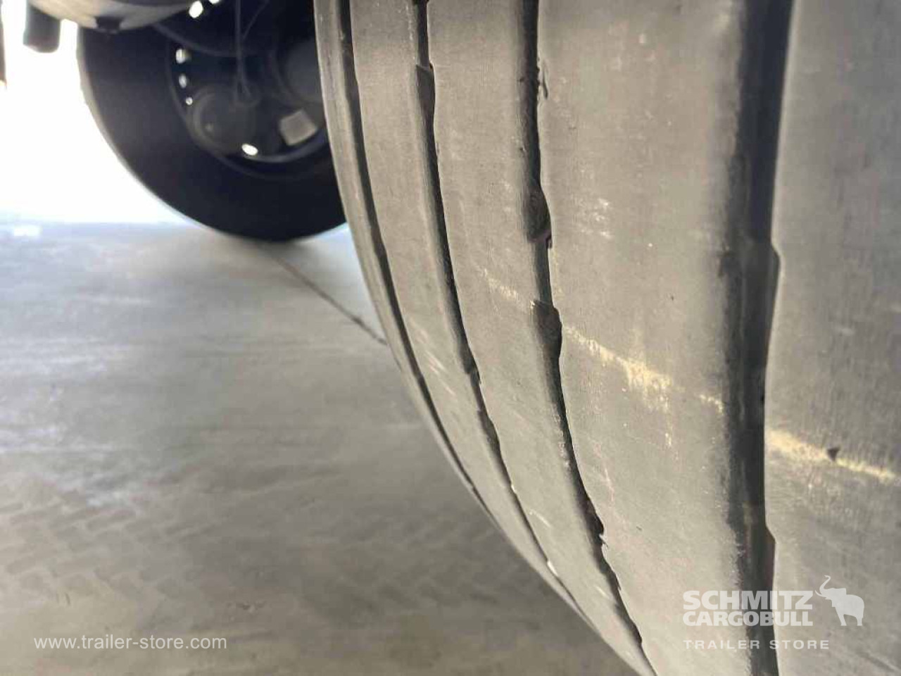 SCHMITZ Semiremolque Frigo Standard - Ізотермічний напівпричіп: фото 2 SCHMITZ Semiremolque Frigo Standard - Ізотермічний напівпричіп: фото 2