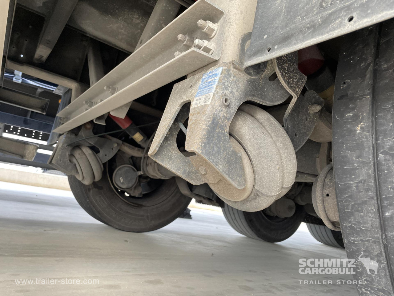 Тентований напівпричіп SCHMITZ Semiremolque Lona Porta-bobinas: фото 10