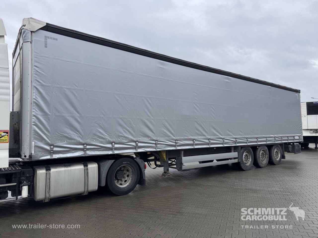 SCHMITZ Curtainsider Standard - Тентований напівпричіп: фото 5 SCHMITZ Curtainsider Standard - Тентований напівпричіп: фото 5