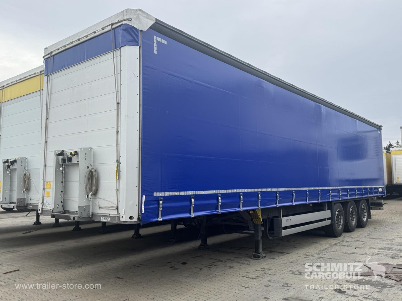 SCHMITZ Curtainsider Standard - Тентований напівпричіп: фото 2 SCHMITZ Curtainsider Standard - Тентований напівпричіп: фото 2