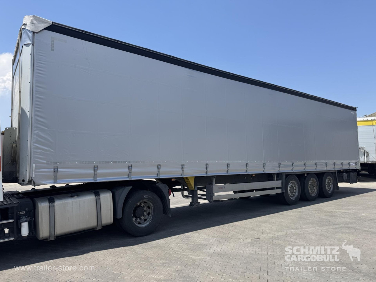 SCHMITZ Curtainsider Standard - Тентований напівпричіп: фото 4 SCHMITZ Curtainsider Standard - Тентований напівпричіп: фото 4