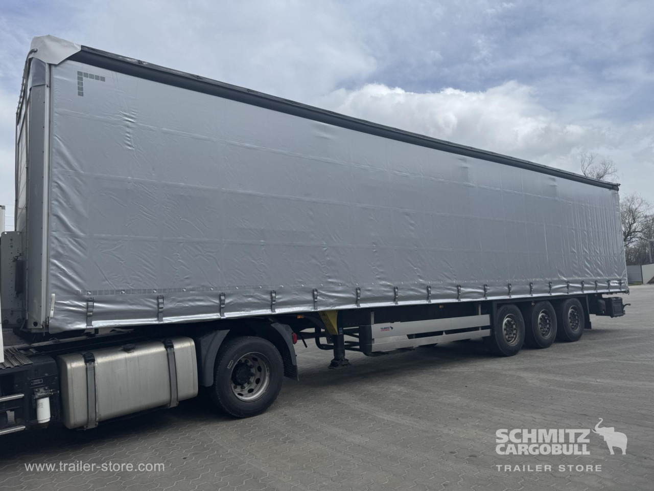 SCHMITZ Curtainsider Standard - Тентований напівпричіп: фото 3 SCHMITZ Curtainsider Standard - Тентований напівпричіп: фото 3