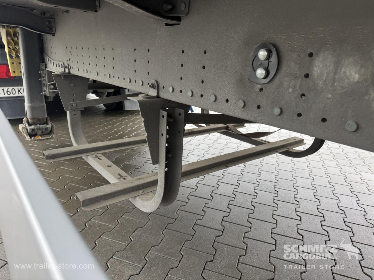 SCHMITZ Curtainsider Standard - Тентований напівпричіп: фото 2 SCHMITZ Curtainsider Standard - Тентований напівпричіп: фото 2