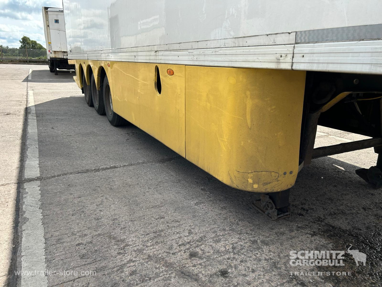 GRAY & ADAMS Dryfreight Standard - Ізотермічний напівпричіп: фото 2 GRAY & ADAMS Dryfreight Standard - Ізотермічний напівпричіп: фото 2