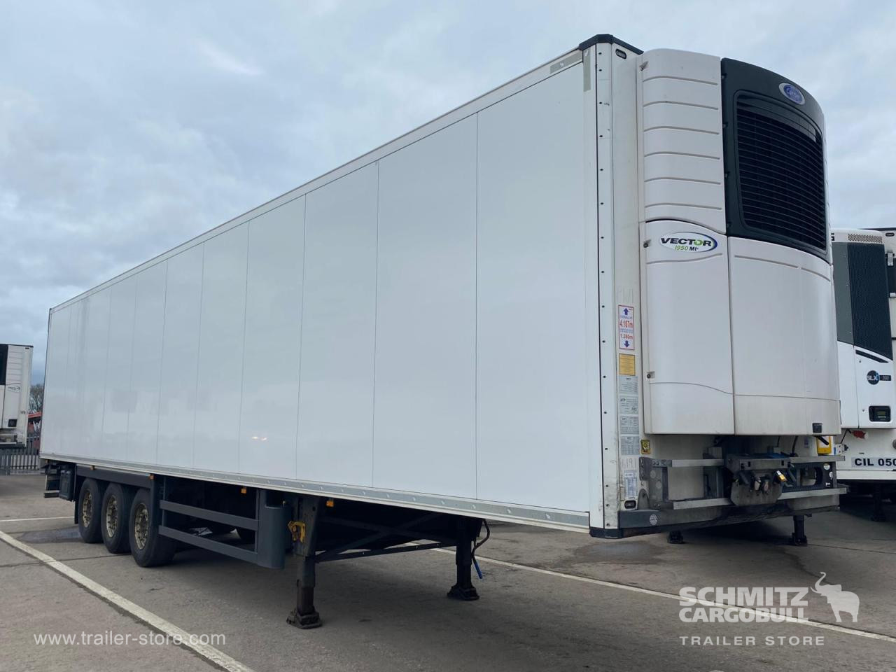 SCHMITZ Reefer Multitemp - Ізотермічний напівпричіп: фото 1 SCHMITZ Reefer Multitemp - Ізотермічний напівпричіп: фото 1