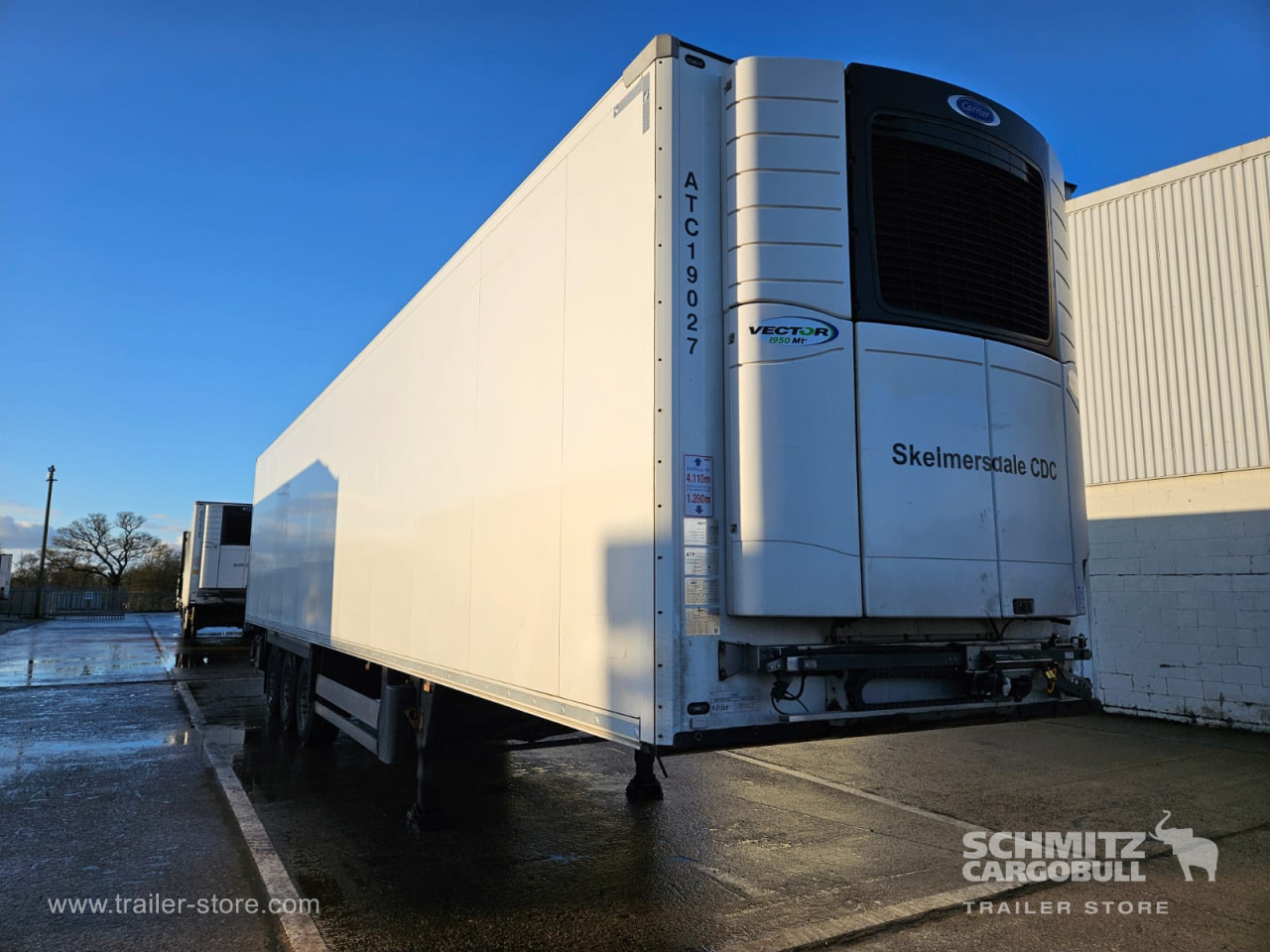 SCHMITZ Reefer Multitemp - Ізотермічний напівпричіп: фото 1 SCHMITZ Reefer Multitemp - Ізотермічний напівпричіп: фото 1