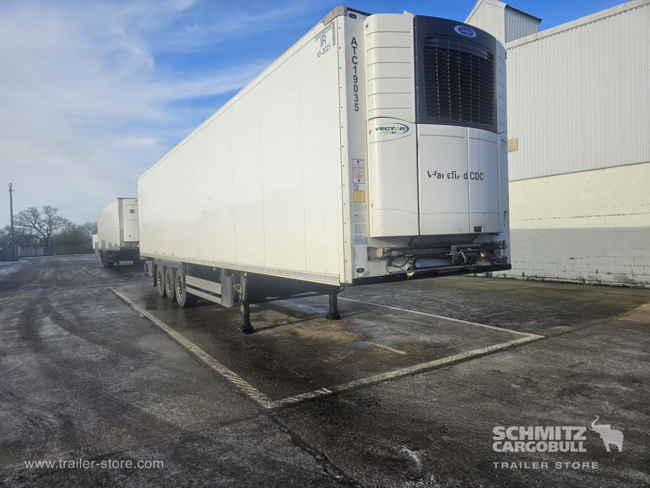 SCHMITZ Reefer Multitemp - Ізотермічний напівпричіп: фото 1 SCHMITZ Reefer Multitemp - Ізотермічний напівпричіп: фото 1