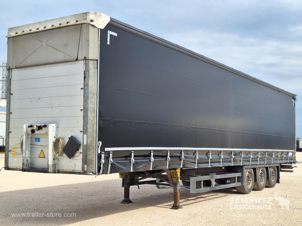 SCHMITZ Curtainsider Mega - Тентований напівпричіп: фото 5 SCHMITZ Curtainsider Mega - Тентований напівпричіп: фото 5
