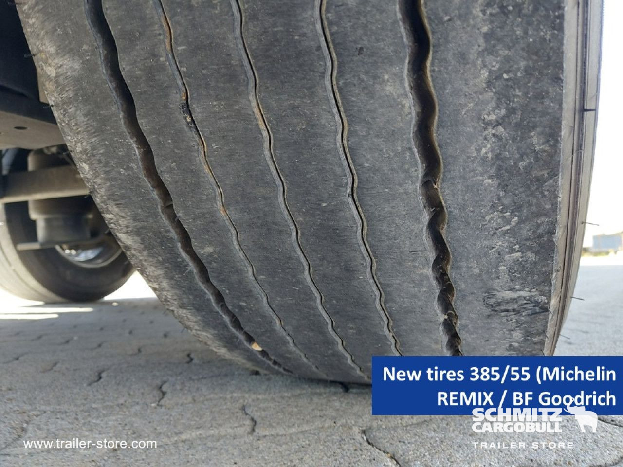 SCHMITZ Curtainsider Mega - Тентований напівпричіп: фото 5 SCHMITZ Curtainsider Mega - Тентований напівпричіп: фото 5