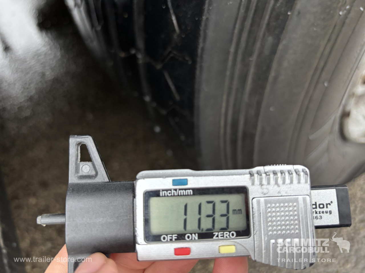 SCHMITZ Curtainsider Mega - Тентований напівпричіп: фото 2 SCHMITZ Curtainsider Mega - Тентований напівпричіп: фото 2