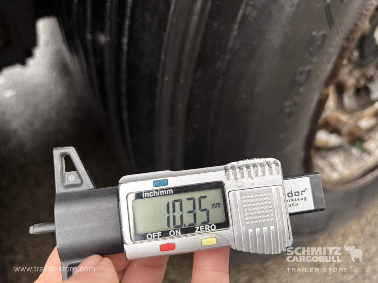 SCHMITZ Curtainsider Mega - Тентований напівпричіп: фото 2 SCHMITZ Curtainsider Mega - Тентований напівпричіп: фото 2