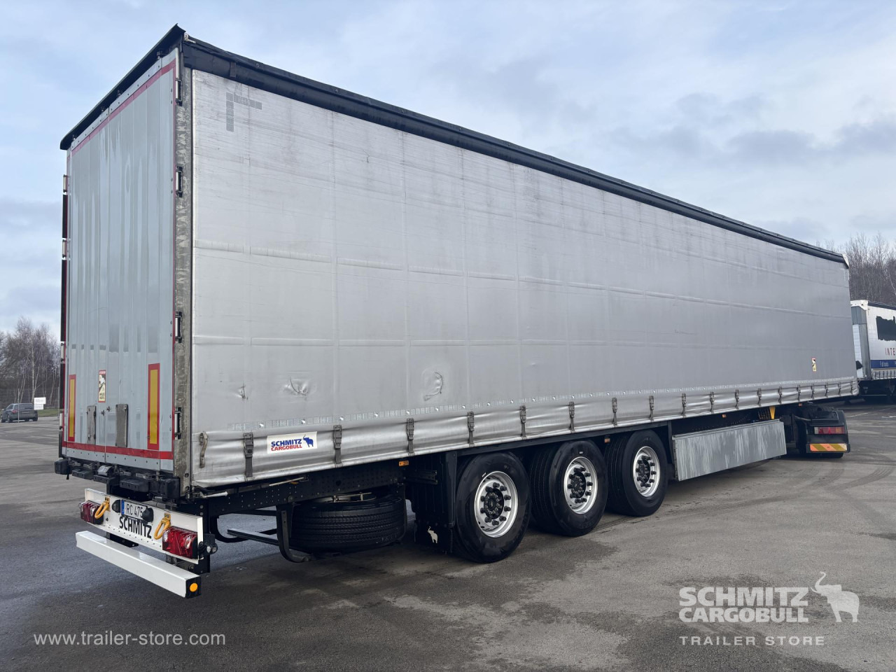 SCHMITZ Curtainsider Standard - Тентований напівпричіп: фото 1 SCHMITZ Curtainsider Standard - Тентований напівпричіп: фото 1