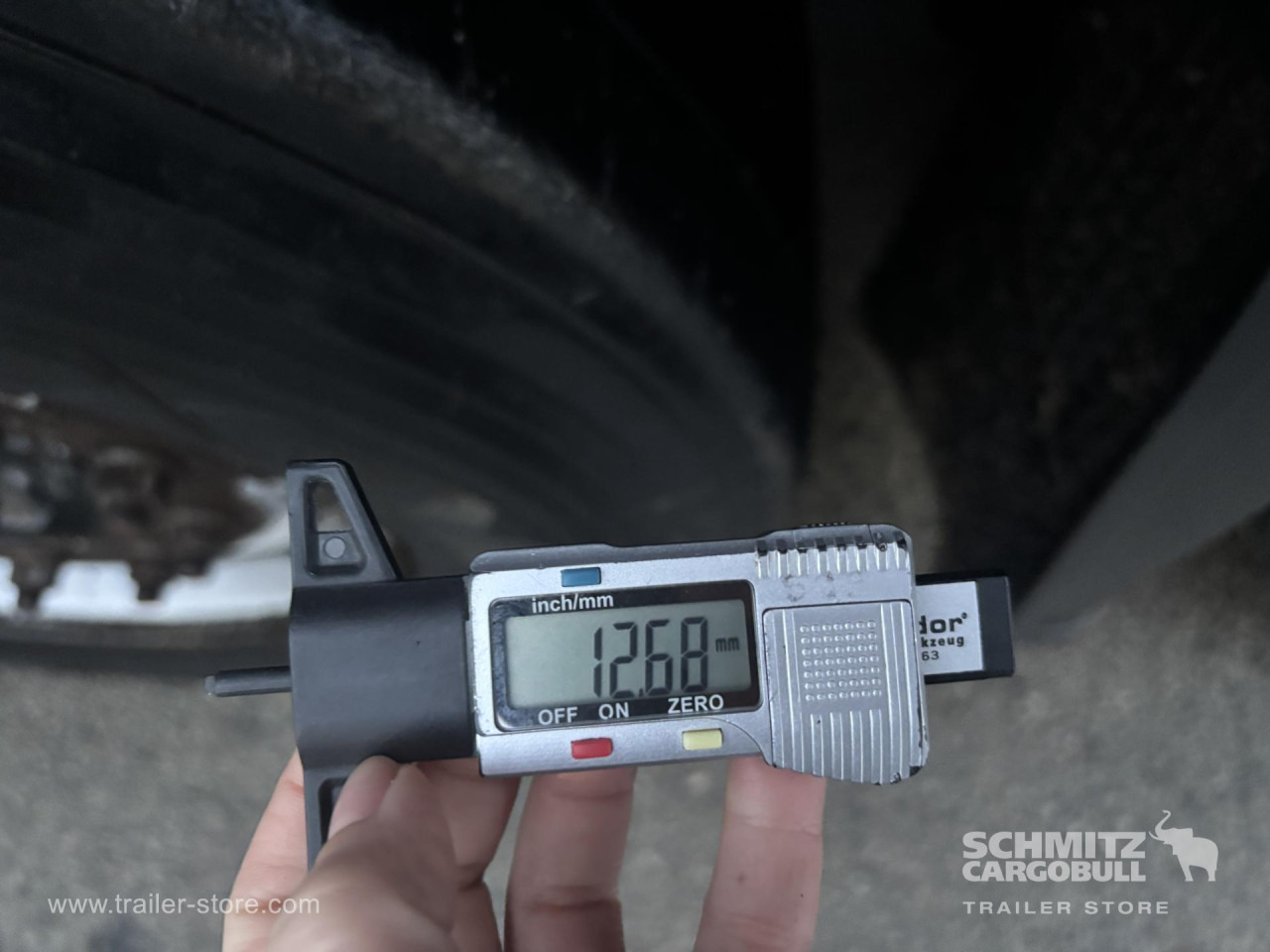 SCHMITZ Curtainsider Standard - Тентований напівпричіп: фото 3 SCHMITZ Curtainsider Standard - Тентований напівпричіп: фото 3