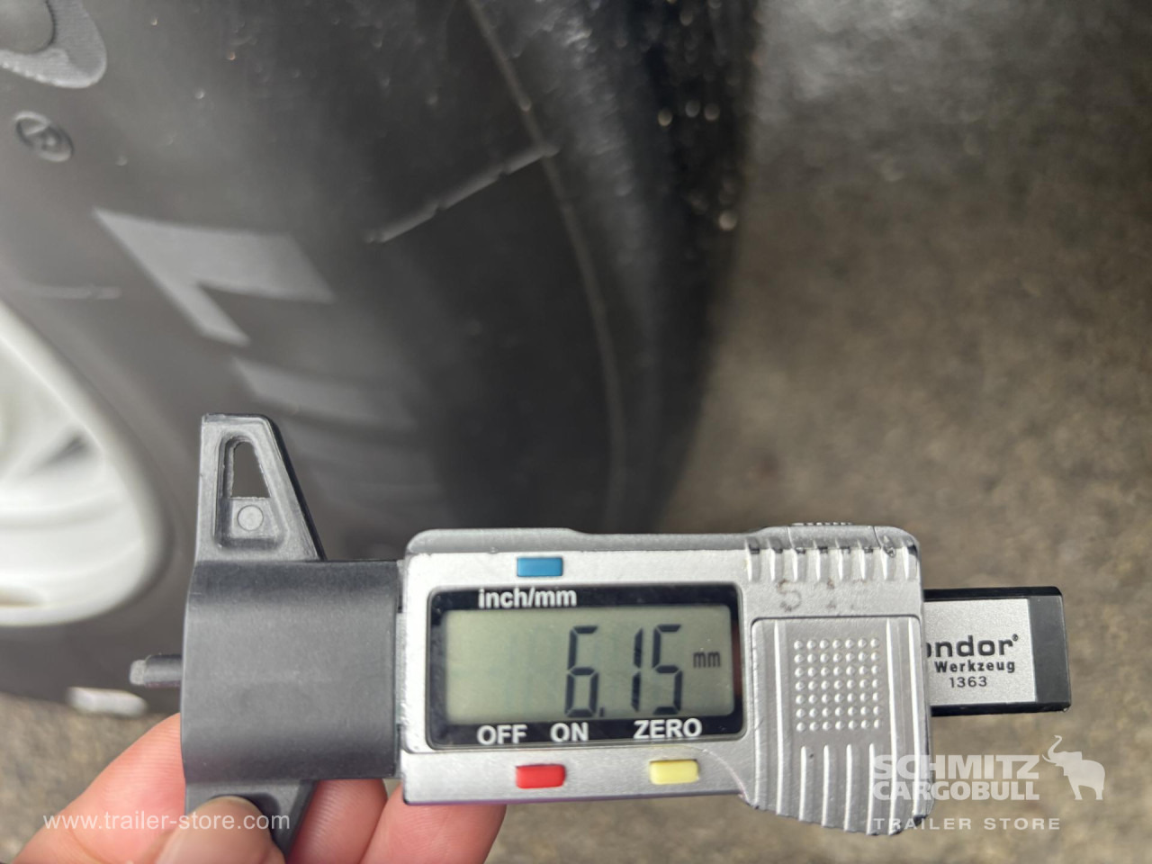 SCHMITZ Curtainsider Standard - Тентований напівпричіп: фото 2 SCHMITZ Curtainsider Standard - Тентований напівпричіп: фото 2