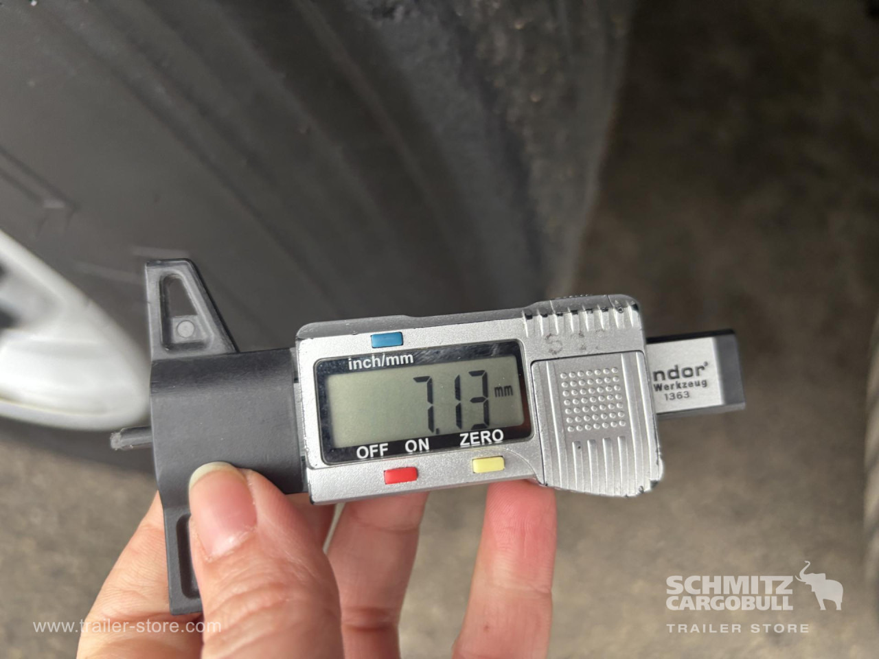 SCHMITZ Curtainsider Standard - Тентований напівпричіп: фото 2 SCHMITZ Curtainsider Standard - Тентований напівпричіп: фото 2