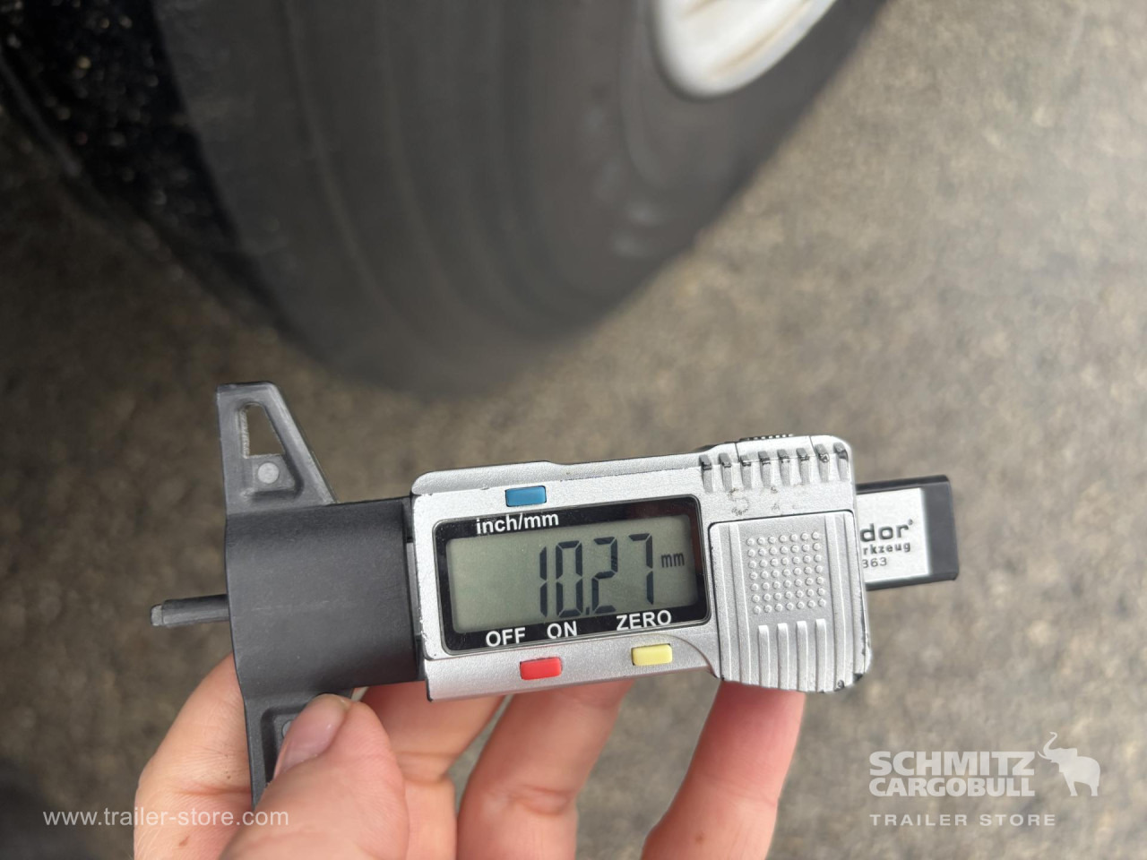 SCHMITZ Curtainsider Standard - Тентований напівпричіп: фото 3 SCHMITZ Curtainsider Standard - Тентований напівпричіп: фото 3