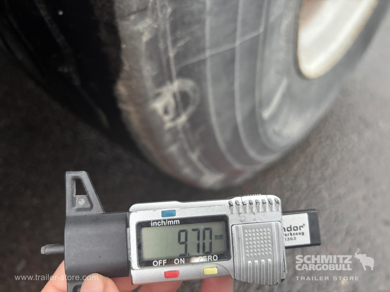 Tipper Alu-square sided body 40m³ - Самоскид напівпричіп: фото 2 Tipper Alu-square sided body 40m³ - Самоскид напівпричіп: фото 2