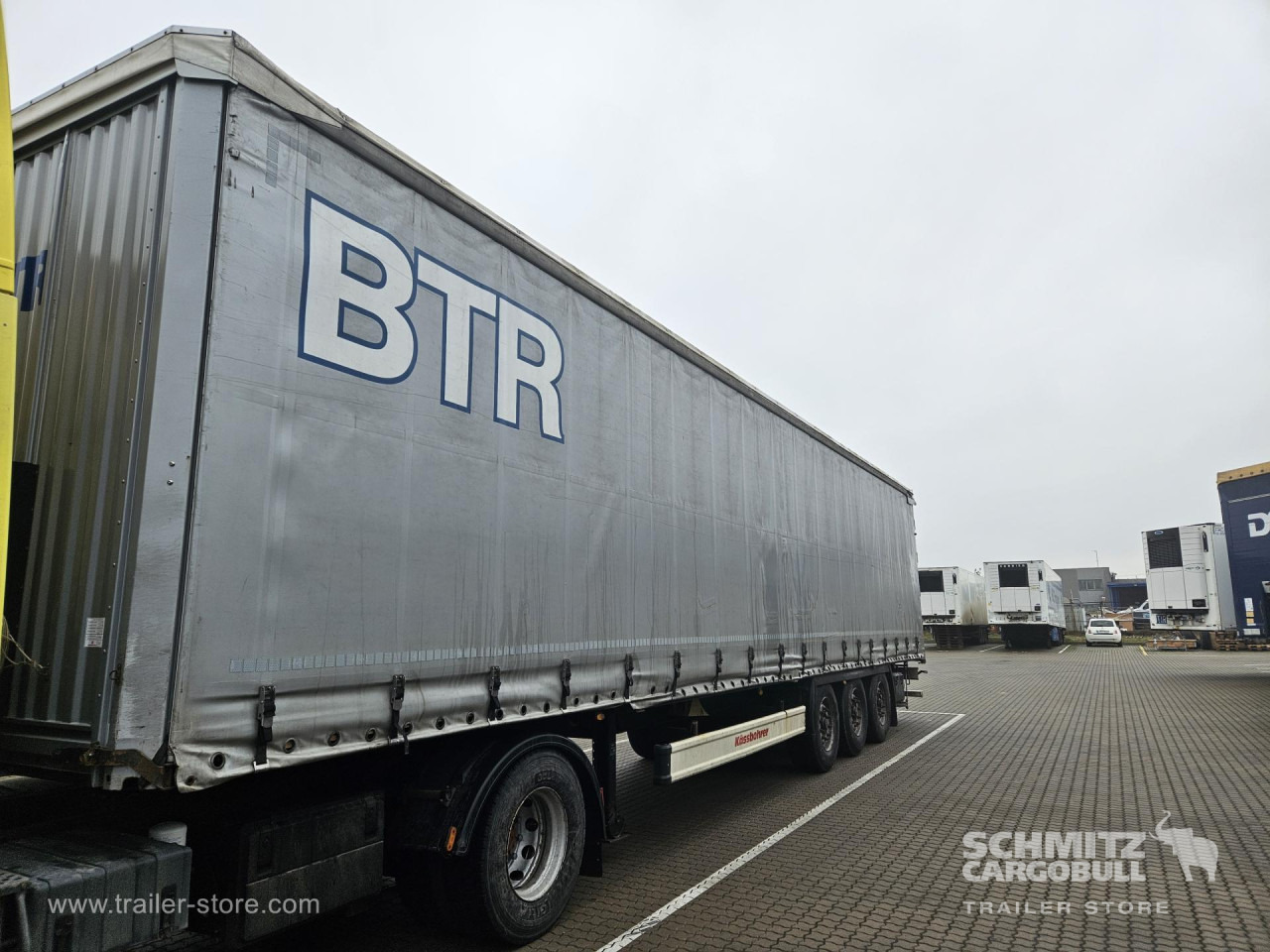KAESSBOHRER Curtainsider Standard - Тентований напівпричіп: фото 3 KAESSBOHRER Curtainsider Standard - Тентований напівпричіп: фото 3