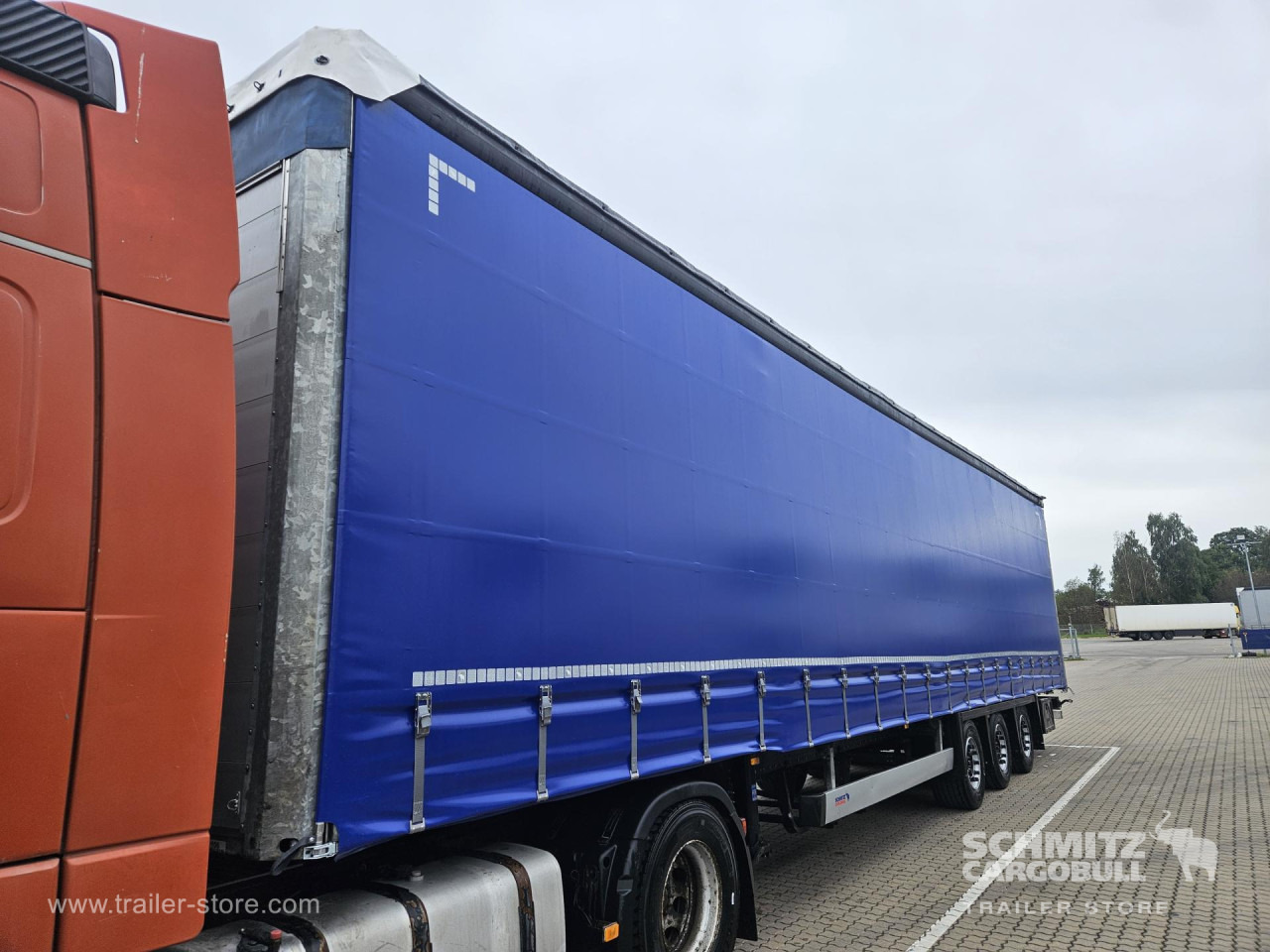 SCHMITZ Curtainsider Mega - Тентований напівпричіп: фото 4 SCHMITZ Curtainsider Mega - Тентований напівпричіп: фото 4