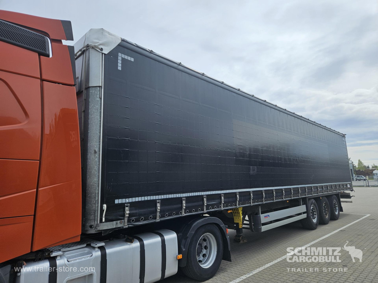 SCHMITZ Curtainsider Standard - Тентований напівпричіп: фото 3 SCHMITZ Curtainsider Standard - Тентований напівпричіп: фото 3