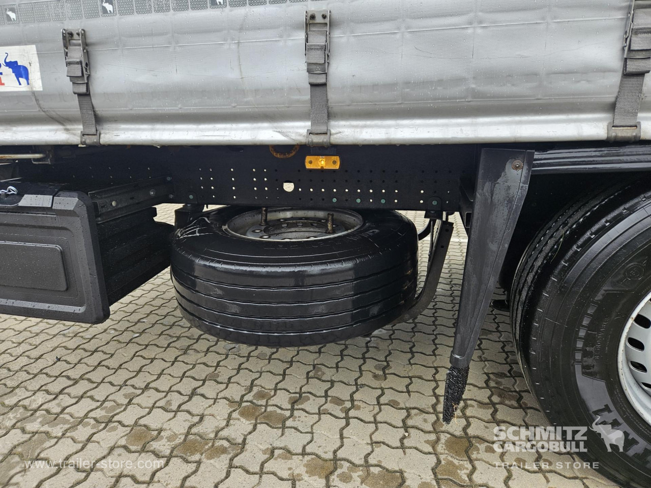 SCHMITZ Curtainsider Standard - Тентований напівпричіп: фото 2 SCHMITZ Curtainsider Standard - Тентований напівпричіп: фото 2