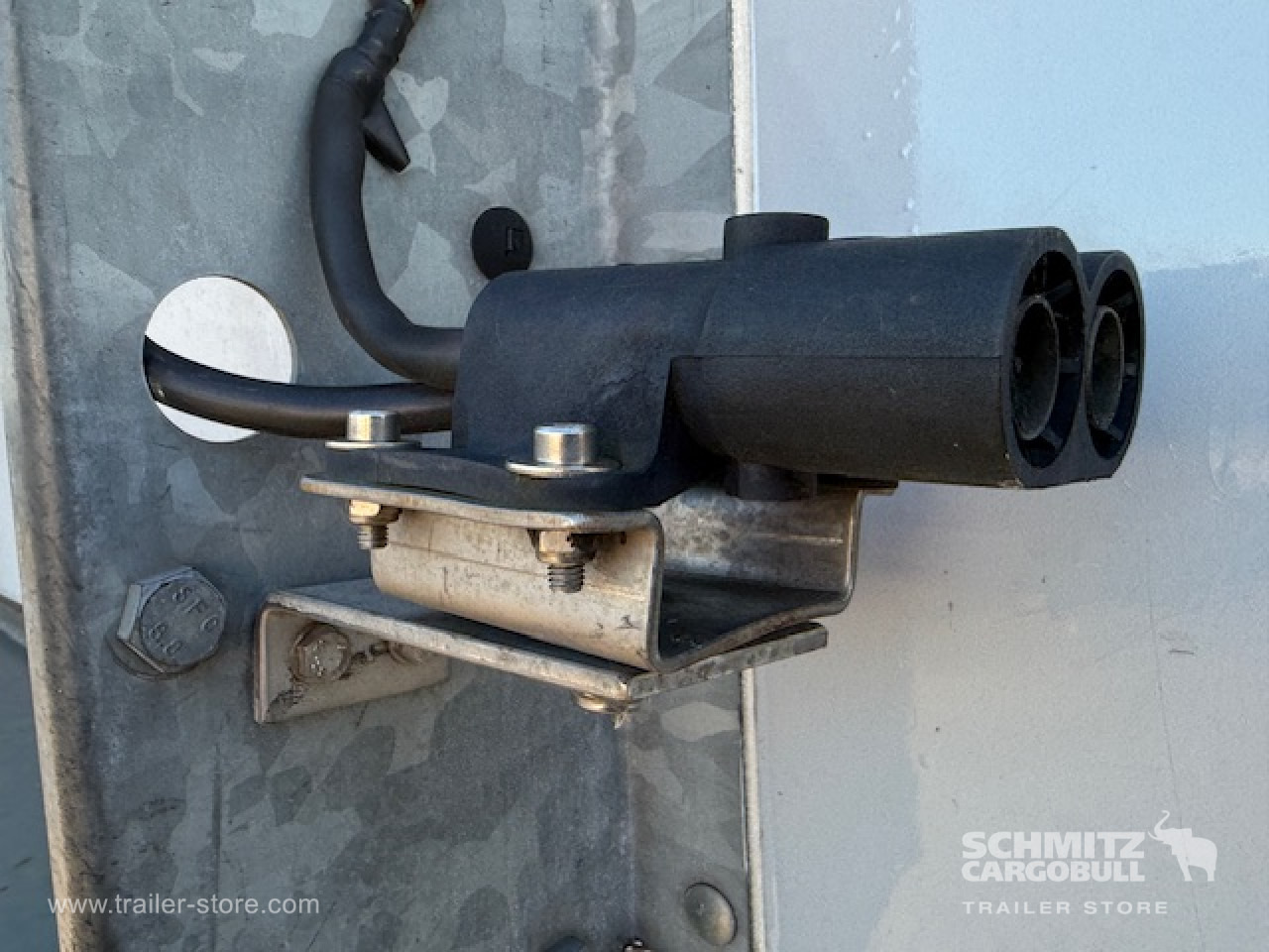 GROENEWEGEN Oplegger Kasten Standard Taillift - Закритий кузов напівпричіп: фото 3 GROENEWEGEN Oplegger Kasten Standard Taillift - Закритий кузов напівпричіп: фото 3