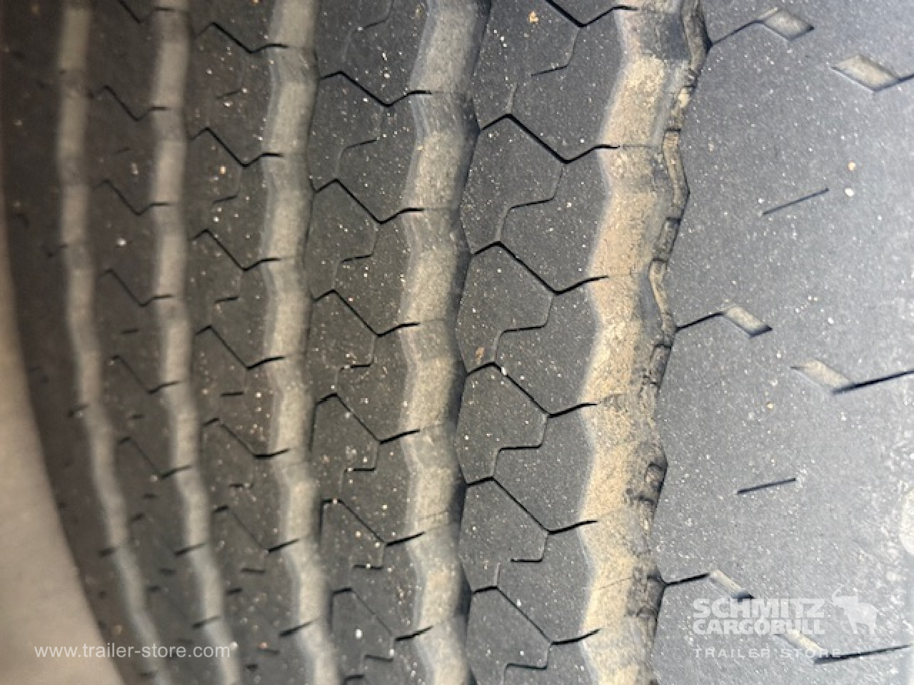 SCHMITZ Oplegger Kasten Vouw wand Double deck - Закритий кузов напівпричіп: фото 2 SCHMITZ Oplegger Kasten Vouw wand Double deck - Закритий кузов напівпричіп: фото 2