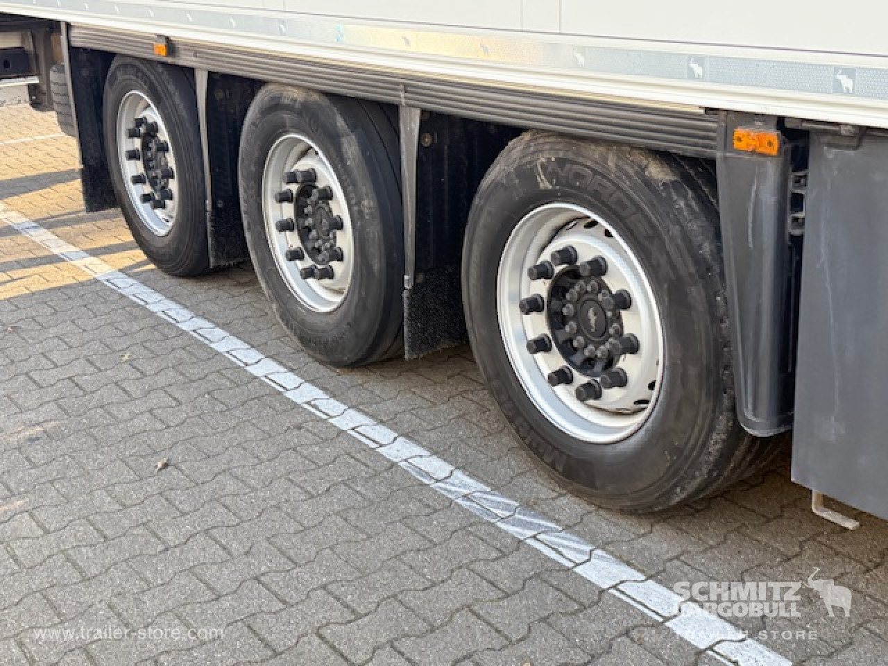 SCHMITZ Oplegger Vries Standard - Ізотермічний напівпричіп: фото 4 SCHMITZ Oplegger Vries Standard - Ізотермічний напівпричіп: фото 4