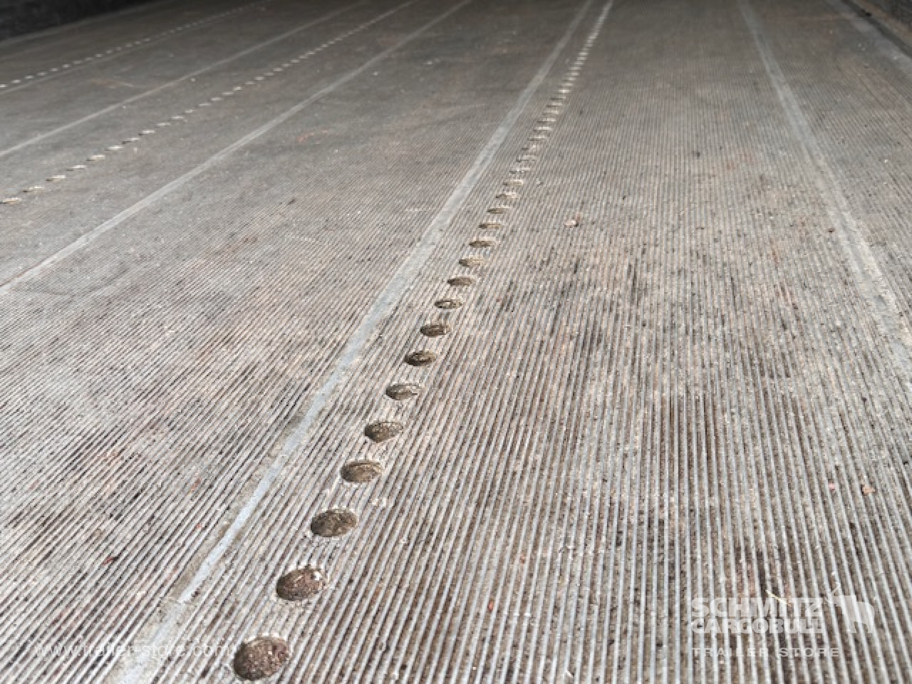 SCHMITZ Oplegger Vries Standard Taillift - Ізотермічний напівпричіп: фото 5 SCHMITZ Oplegger Vries Standard Taillift - Ізотермічний напівпричіп: фото 5