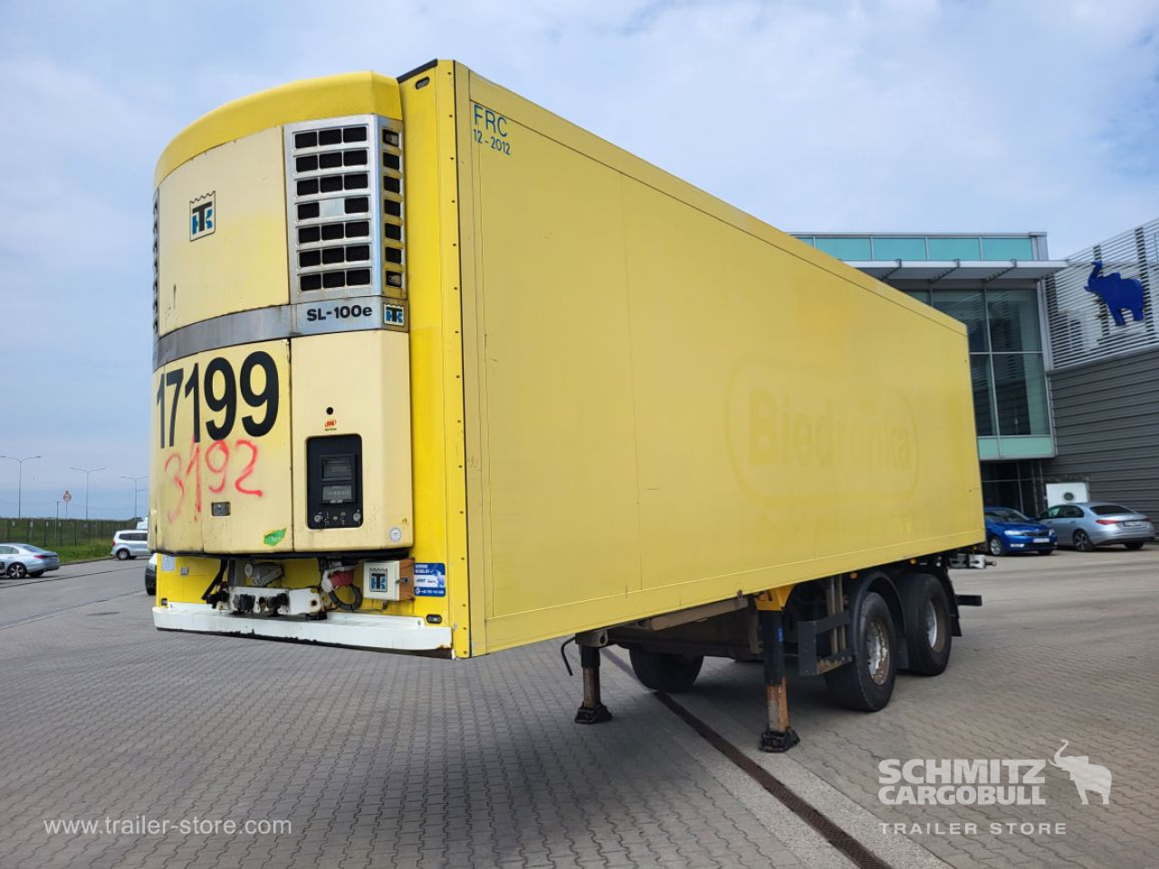 SCHMITZ Insulated/refrigerated box Taillift - Рефрижератор напівпричіп: фото 1 SCHMITZ Insulated/refrigerated box Taillift - Рефрижератор напівпричіп: фото 1