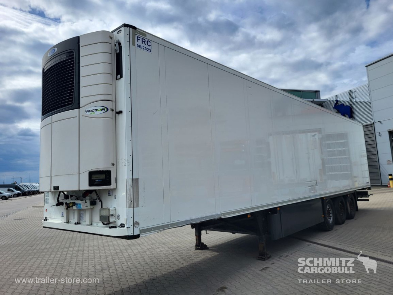 SCHMITZ Reefer Standard Double deck - Ізотермічний напівпричіп: фото 1 SCHMITZ Reefer Standard Double deck - Ізотермічний напівпричіп: фото 1