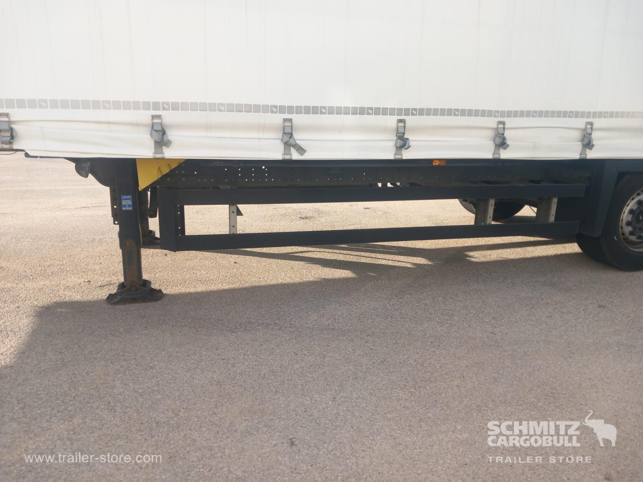 SCHMITZ Curtainsider Mega - Тентований напівпричіп: фото 2 SCHMITZ Curtainsider Mega - Тентований напівпричіп: фото 2