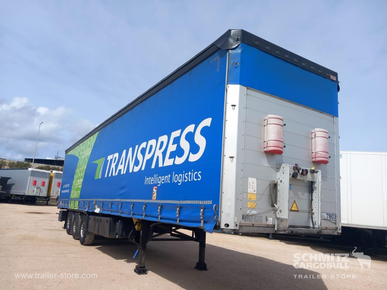 SCHMITZ Curtainsider Standard - Тентований напівпричіп: фото 1 SCHMITZ Curtainsider Standard - Тентований напівпричіп: фото 1