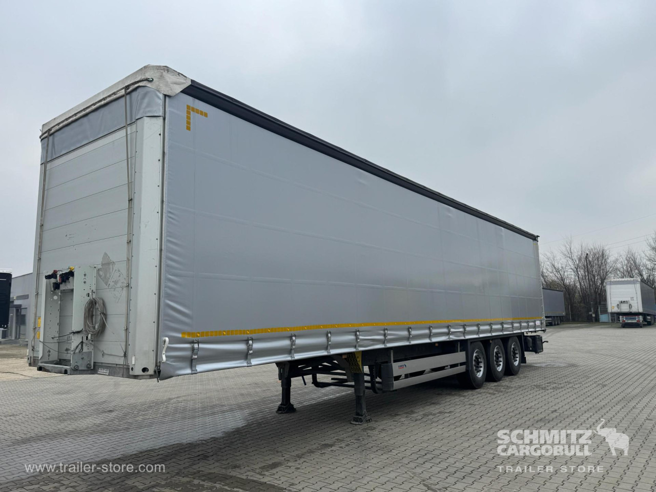 SCHMITZ Curtainsider Standard - Тентований напівпричіп: фото 4 SCHMITZ Curtainsider Standard - Тентований напівпричіп: фото 4