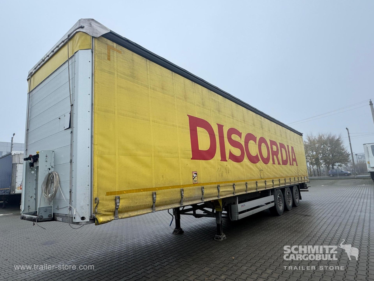 SCHMITZ Curtainsider Standard - Тентований напівпричіп: фото 4 SCHMITZ Curtainsider Standard - Тентований напівпричіп: фото 4