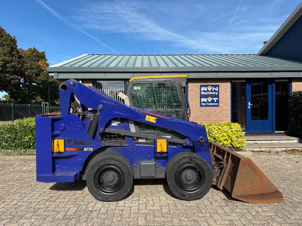 Bobcat S 770 - Міні-навантажувач: фото 4 Bobcat S 770 - Міні-навантажувач: фото 4