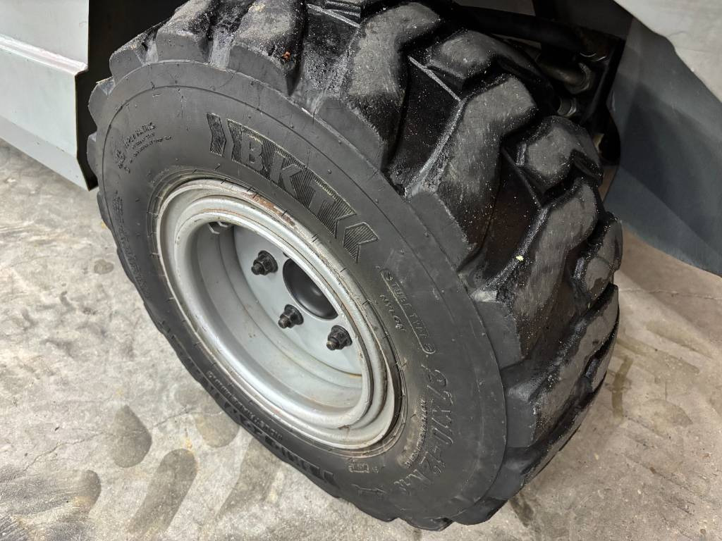 Навантажувач підвищеної прохідності Manitou MH 25.4 T: фото 17
