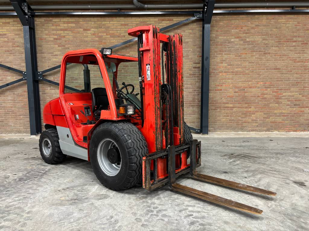 Навантажувач підвищеної прохідності Manitou MH 25.4 T: фото 15