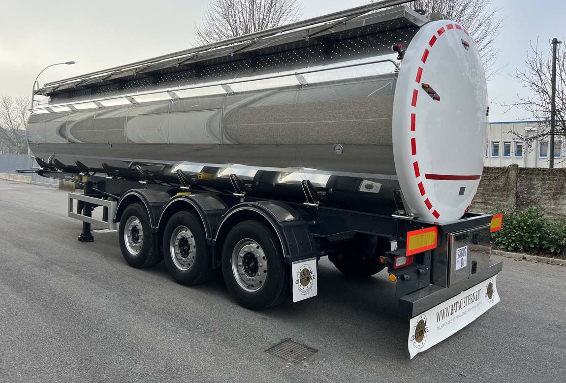Bata CISTERNA MODELLO INOX STANDARD NUOVA - Напівпричіп цистерна: фото 2 Bata CISTERNA MODELLO INOX STANDARD NUOVA - Напівпричіп цистерна: фото 2