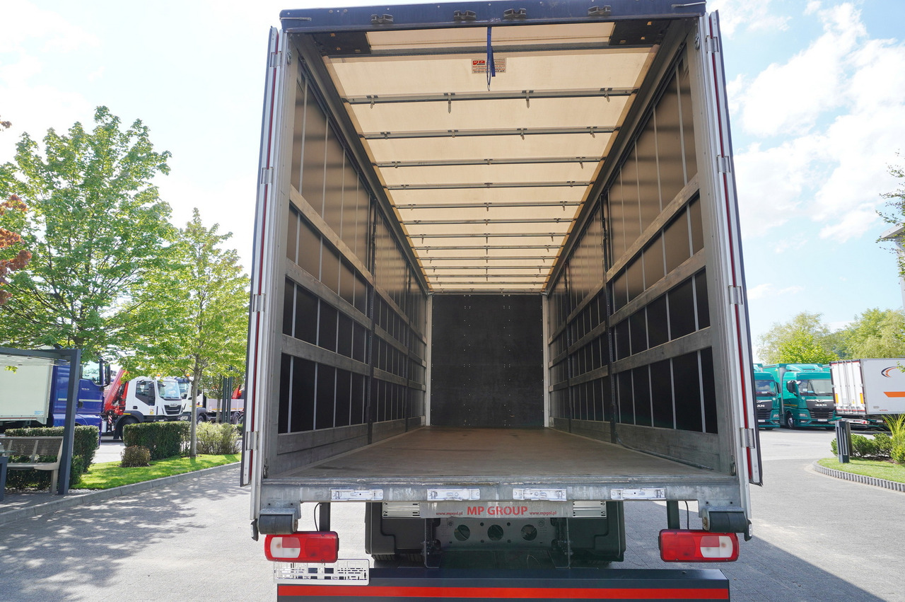 DAF CF 18.370 / Curtainsider 23 EPAL! / Sleeper cab - Тентована вантажівка: фото 4 DAF CF 18.370 / Curtainsider 23 EPAL! / Sleeper cab - Тентована вантажівка: фото 4