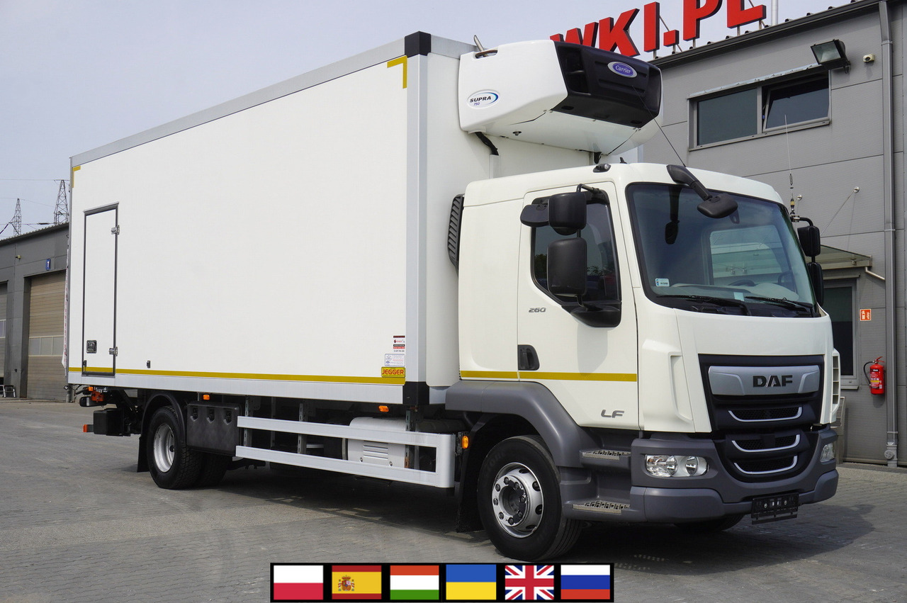 DAF LF 16.260 / Jegger Refrigerator / Carrier Supra 750 / DHOLLANDIA 1500 kg / Sleeper cab - Рефрижератор вантажівка: фото 1 DAF LF 16.260 / Jegger Refrigerator / Carrier Supra 750 / DHOLLANDIA 1500 kg / Sleeper cab - Рефрижератор вантажівка: фото 1